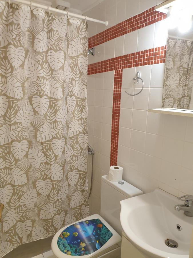 Varkiza Cozy Seaside Apartment Vári المظهر الخارجي الصورة